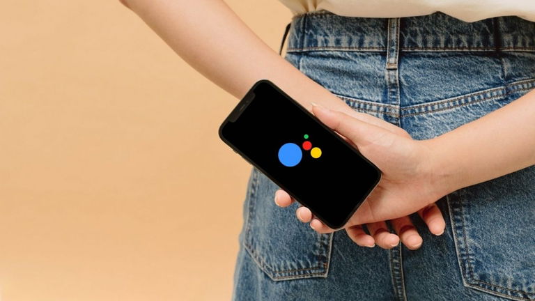 Es oficial: Google jubila Assistant. Los usuarios tendrán que acostumbrarse a Gemini en sus dispositivos