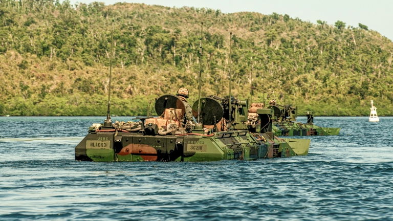 La infantería de marina tendrá pronto nuevos vehículos blindados con capacidad anfibia. Lo mejor de todo es que están fabricados en España