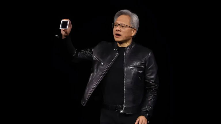 Jensen Huang, CEO de NVIDIA, da marcha atrás en sus polémicas declaraciones que han hecho perder millones: "La tecnología es increíblemente complicada"