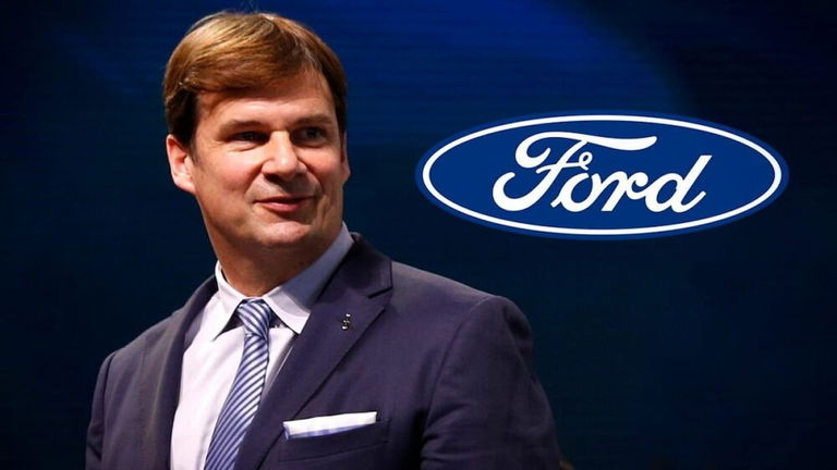 Jim Farley, CEO de Ford, sobre el coche de Xiaomi: "Llevo usándolo 6 meses y no quiero dejarlo"