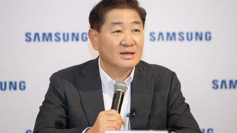 Jong-Hee Han, CEO de Samsung, se disculpa por los problemas del Galaxy S22 ante los accionistas: "No pudimos considerar adecuadamente las necesidades de nuestros consumidores".