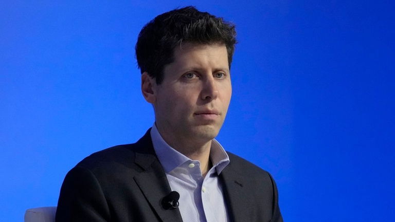 Sam Altman, CEO de OpenAI, advierte sobre lo peor de la inteligencia artificial: "No hay un botón mágico para parar la IA"