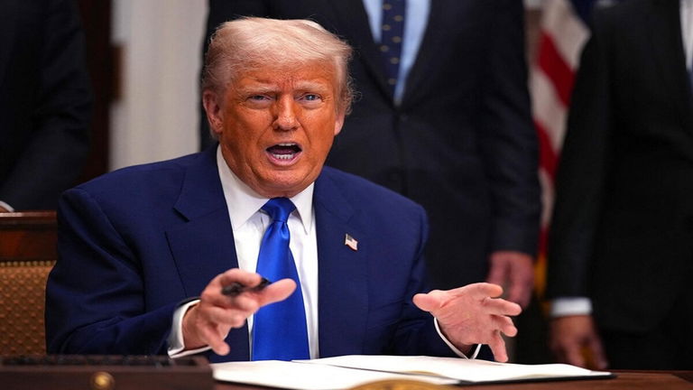 El presidente estadounidense, Donald Trump, presenta la "Cúpula Dorada" que protegerá al país de los misiles enemigos. Esto es lo que ha costado