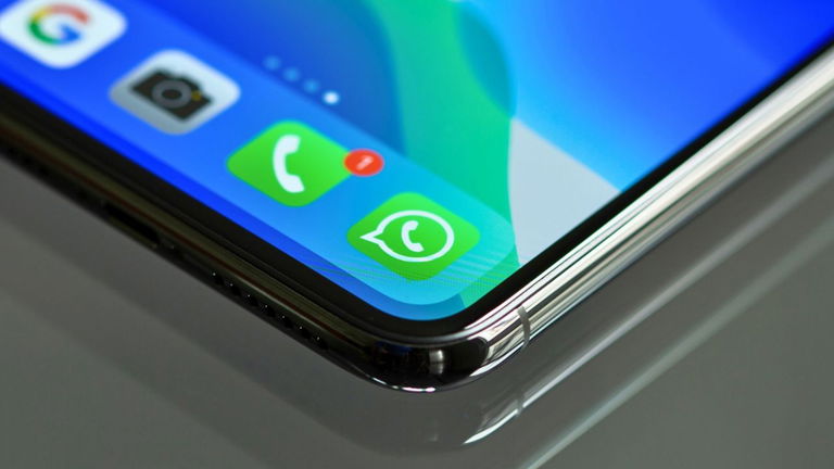 Multa millonaria a esta empresa estadounidense. ¿La razón? Se dedicaba a espiar en WhatsApp