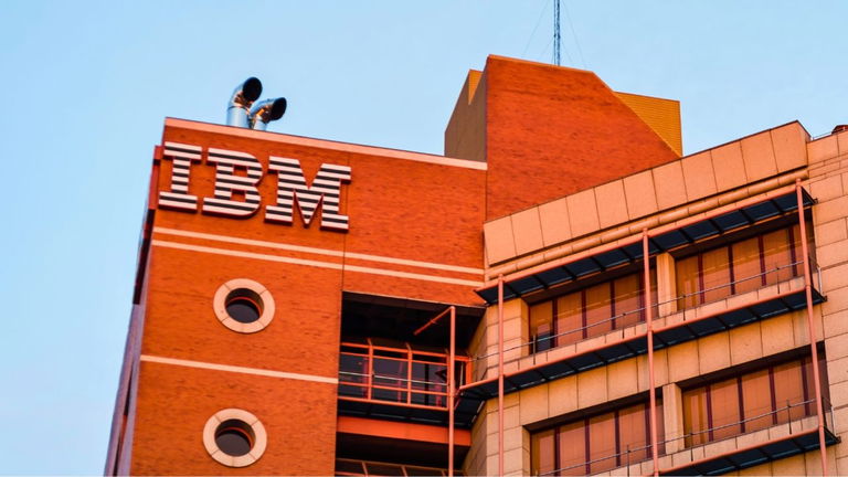 IBM responde a los aranceles de Donald Trump: la empresa va a invertir 150.000 millones en Estados Unidos
