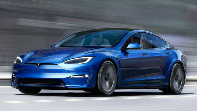 Mientras que las ventas de Tesla caen en España, las de otros coches eléctricos se disparan