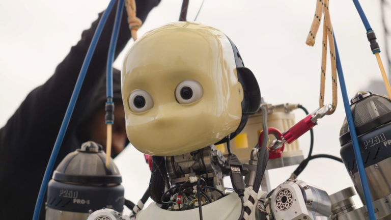 Ya está aquí y ha dejado de ser ciencia ficción: tenemos el primer robot humanoide volador