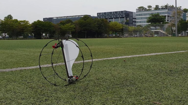 Este robot puede volar y andar por tierra: lo mejor de todo es que solo consta de dos piezas
