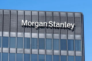 La IA ha ahorrado al banco de inversión Morgan Stanley más de 280 mil horas. Lo mejor es que no la usarán para despedir a nadie