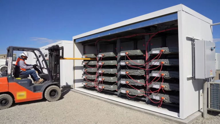 Texas da una segunda vida a las baterías usadas: reforzarán la red eléctrica