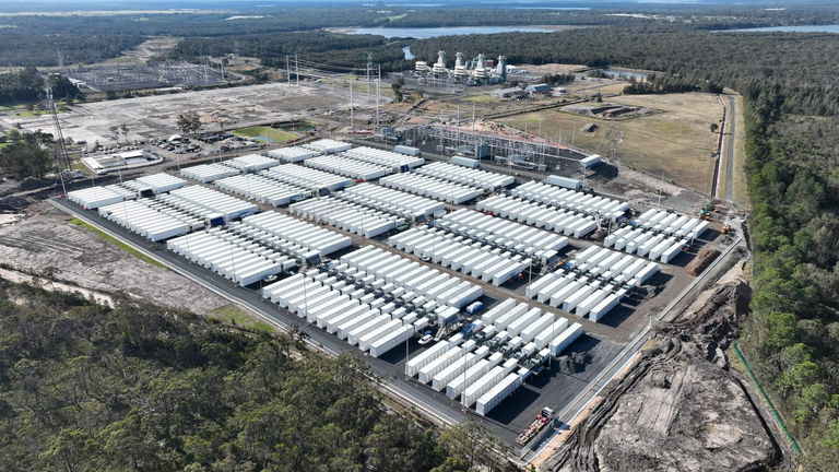 Australia ha activado la superbatería más potente del mundo. ¿Su coste? Casi 650 millones de dólares