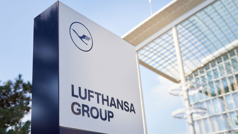 Lufthansa, la aerolínea más grande de Alemania, recortará 4.000 puestos de trabajo "gracias" a la IA