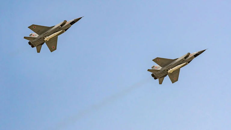 Los misiles hipersónicos rusos ahora tienen un nuevo enemigo: las canciones de la Segunda Guerra Mundial