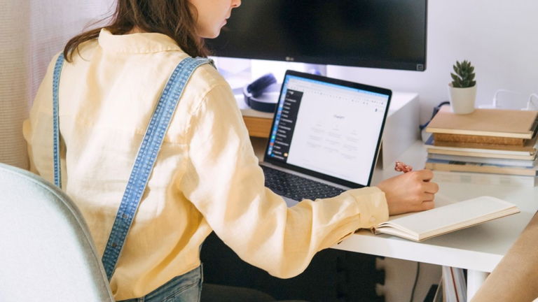 Google nos enseña el abismo: las conversaciones de ChatGPT más vergonzosas