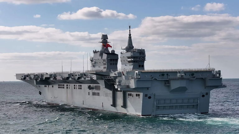 El primer porta-drones del planeta está a punto de salir al mar. Ha sido fabricado por China y es el futuro de la guerra marítima