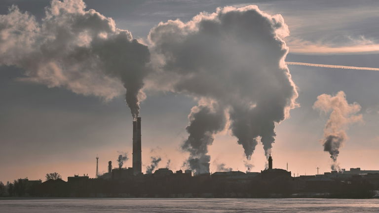 El comercio mundial está a punto de cambiar para siempre: la razón son los impuestos sobre el carbón en Europa