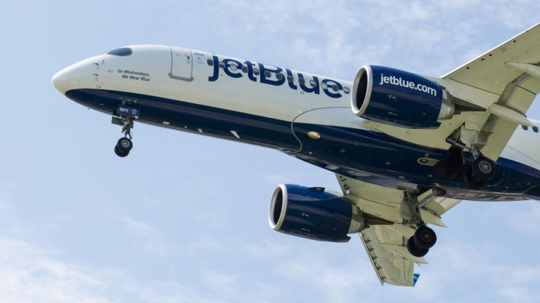 Más de 6.000 aviones acaban de ser retirados del cielo y todo tiene que ver con la radiación cósmica