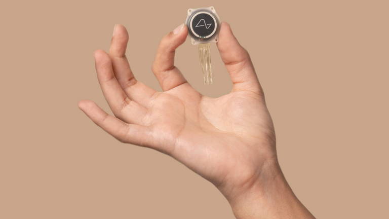 Los planes de Neuralink para el futuro: Elon Musk quiere automatizar la cirugía cerebral y producir en masa sus implantes