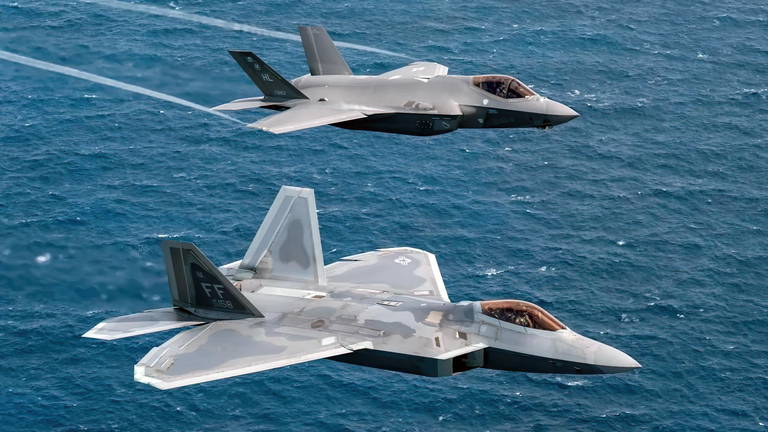 Lockheed prueba en vuelo el caza F-35 con IA para mejorar su eficacia en combate y lo ha conseguido