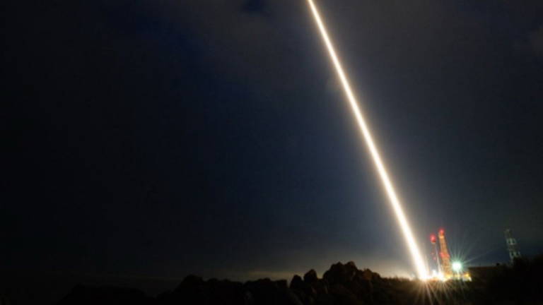 El radar de seguimiento de objetivos en tiempo real de Lockheed supera una prueba clave en alta mar