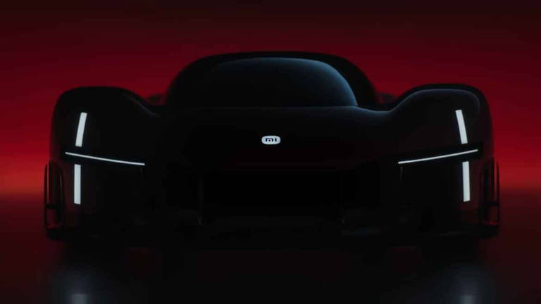 Xiaomi presenta su nuevo vehículo eléctrico. Es tan potente que entra en el territorio de los 'hipercoches'