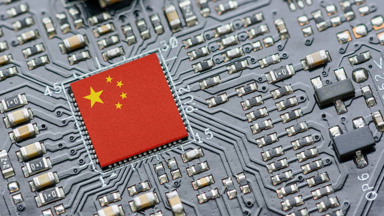 China multiplica por mil la producción de chips y amenaza el dominio mundial en inteligencia artificial