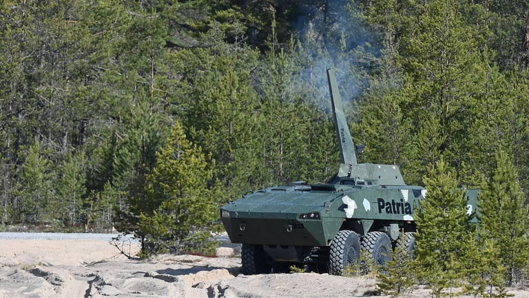 El nuevo mortero blindado que dispara en movimiento y burla los radares enemigos