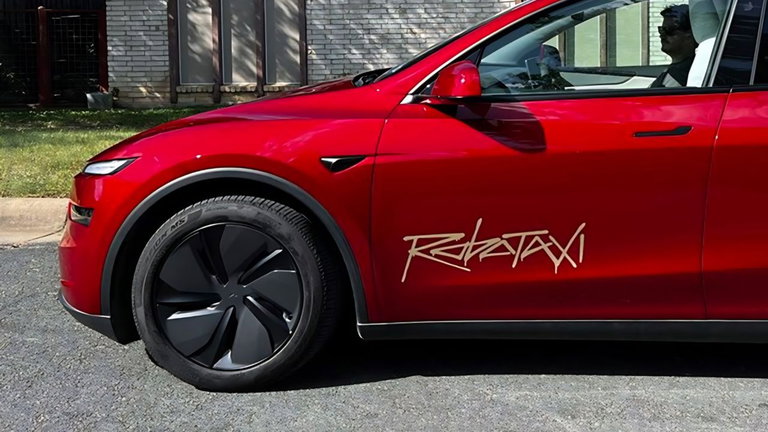 Tesla revela detalles de los accidentes de 'Robotaxi': la mayoría no son por su culpa